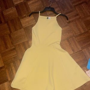 Yellow dress